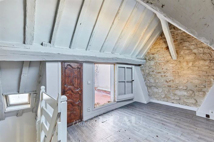 Image No.10-1 Bed Apartment for sale