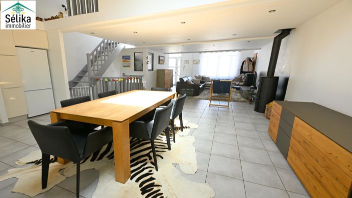 Image No.5-3 Bed House for sale