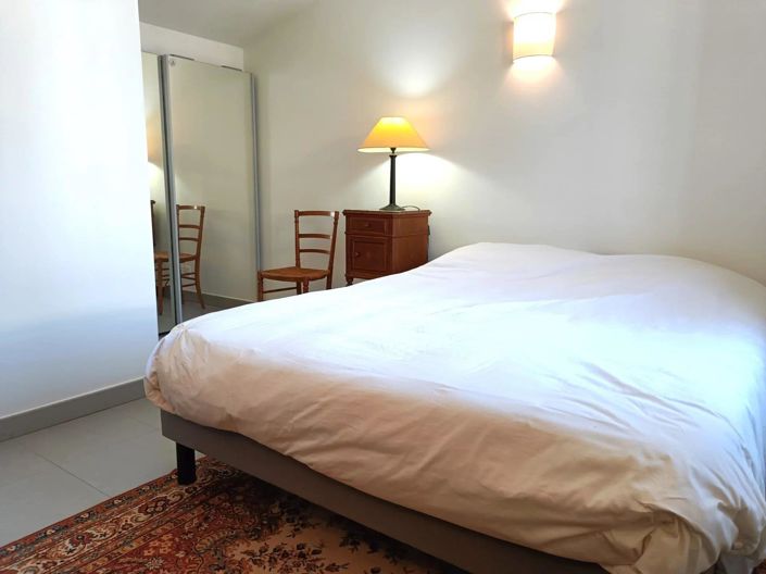 Image No.14-2 Bed Property for sale