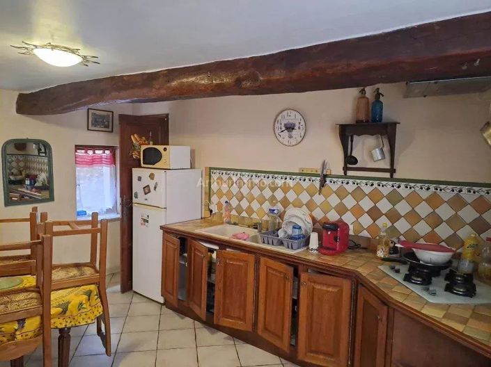 Image No.1-2 Bed House for sale