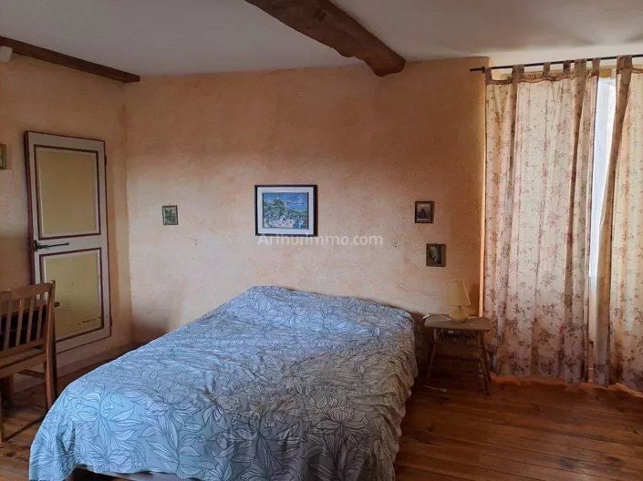 Image No.4-2 Bed House for sale