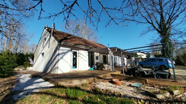 Image No.1-4 Bed House for sale