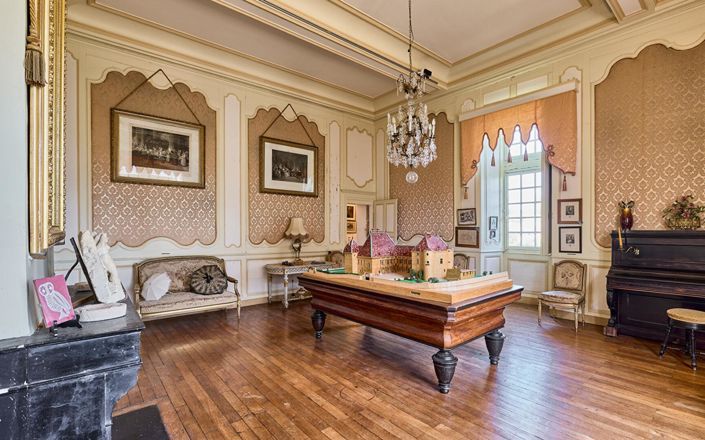 Image No.11-Propriété de 10 chambres à vendre à Franche-Comté