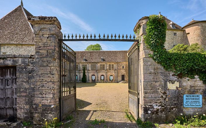 Image No.5-Propriété de 10 chambres à vendre à Franche-Comté