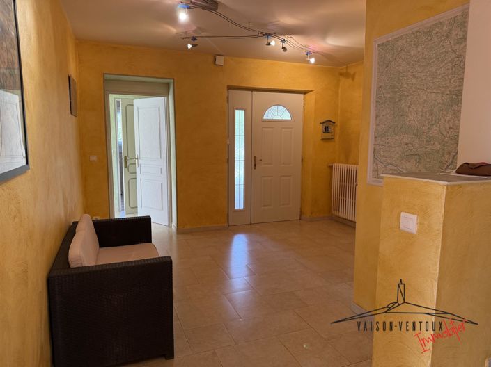 Image No.20-5 Bed House for sale