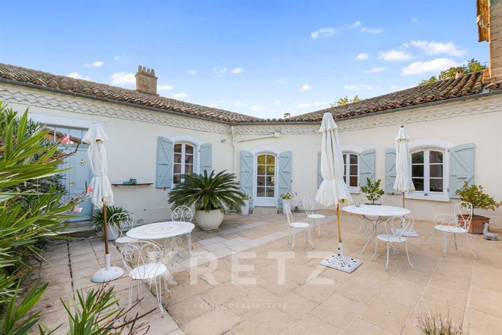 Image No.20-4 Bed House for sale