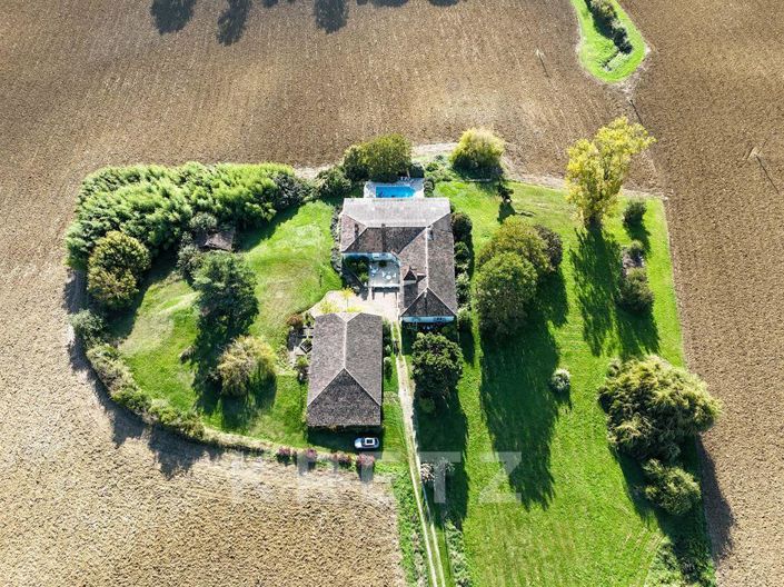 Image No.3-4 Bed House for sale