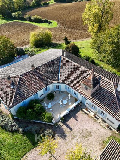 Image No.3-4 Bed House for sale