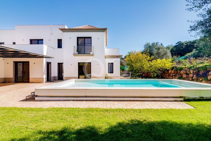 Image No.17-4 Bed House for sale