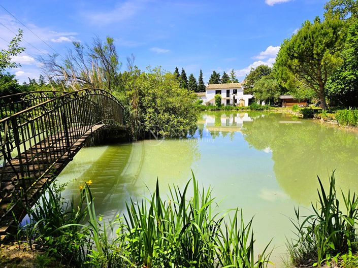 Image No.1-4 Bed House for sale
