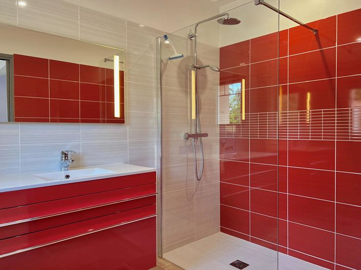 Image No.14-6 Bed House for sale