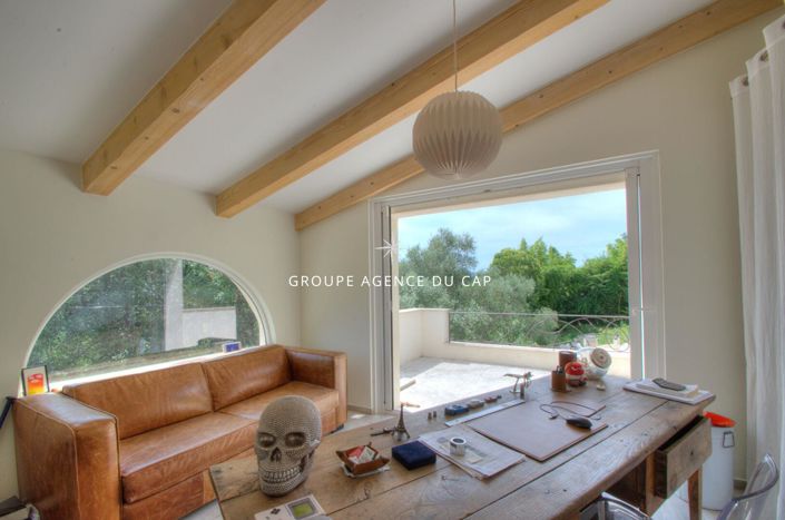 Image No.17-3 Bed House for sale