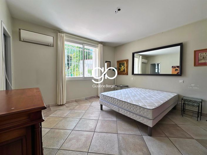 Image No.13-4 Bed House for sale