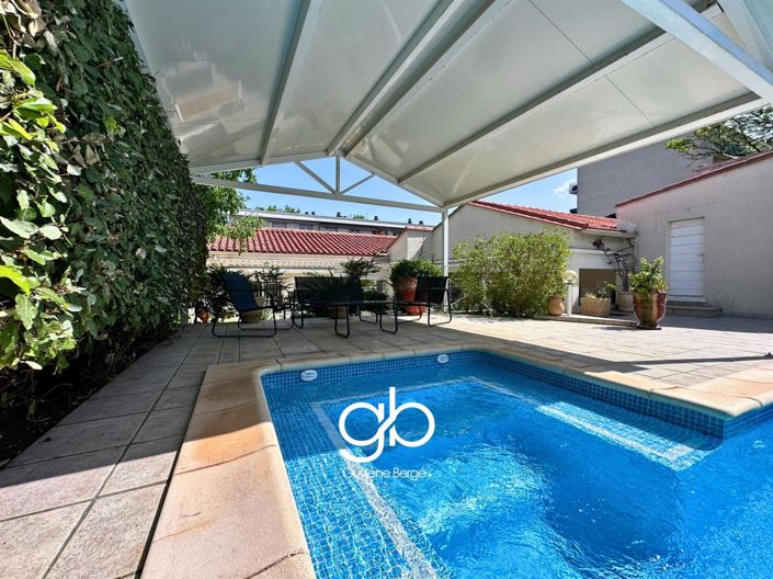 Image No.3-4 Bed House for sale