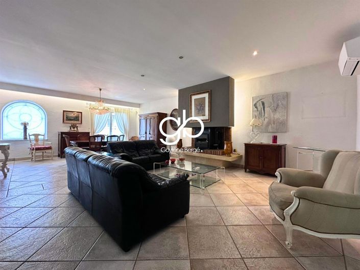 Image No.4-4 Bed House for sale