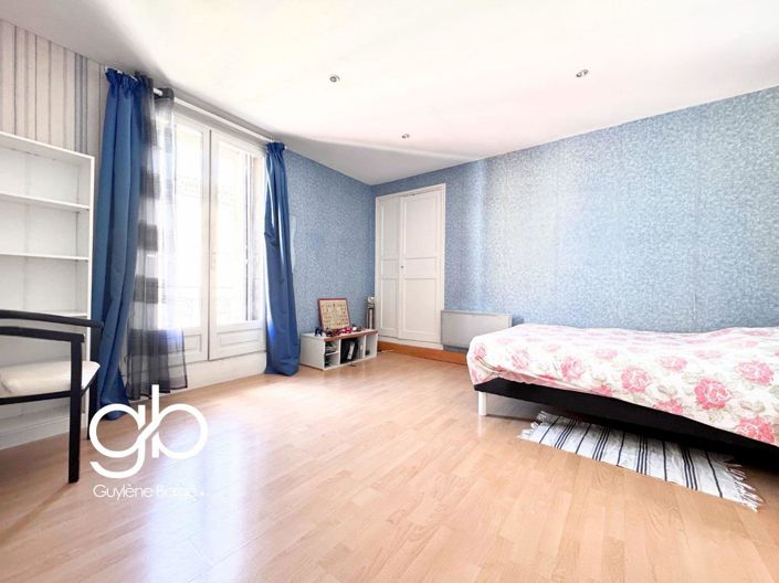 Image No.10-4 Bed House for sale