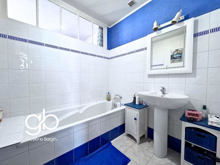 Image No.13-4 Bed House for sale