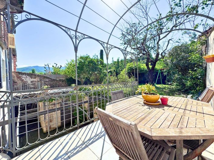 Image No.4-4 Bed House for sale