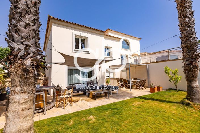 Image No.19-6 Bed House for sale