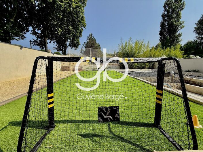 Image No.20-4 Bed House for sale