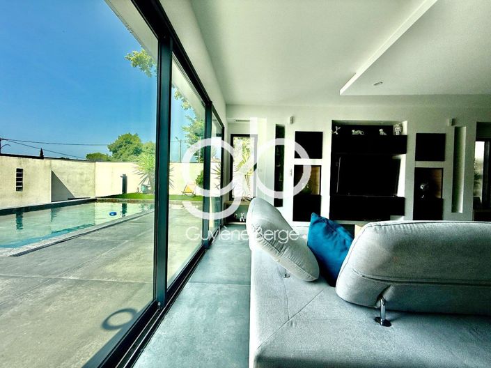 Image No.4-4 Bed House for sale