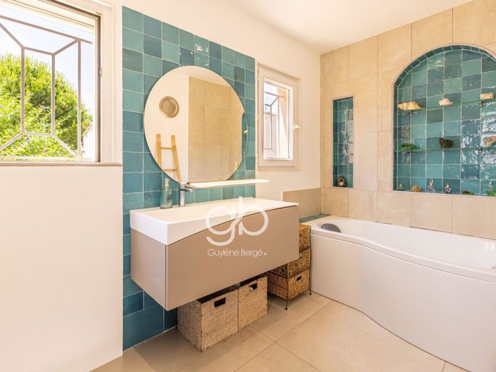 Image No.19-4 Bed House for sale