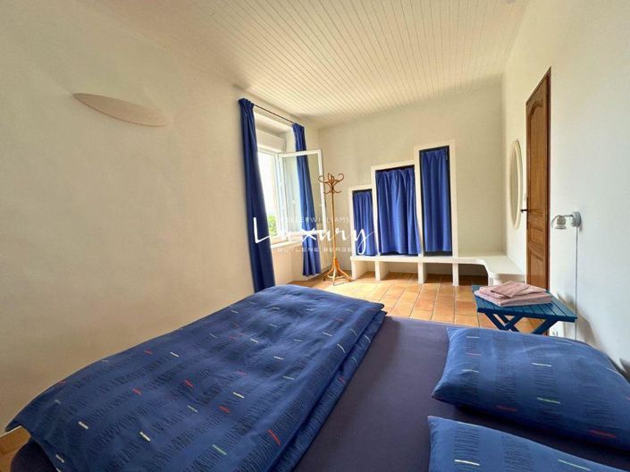 Image No.12-14 Bed House for sale