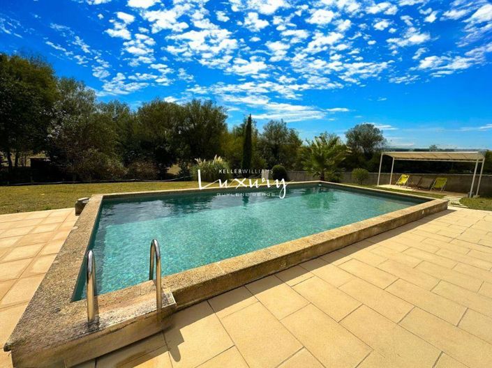 Image No.7-14 Bed House for sale