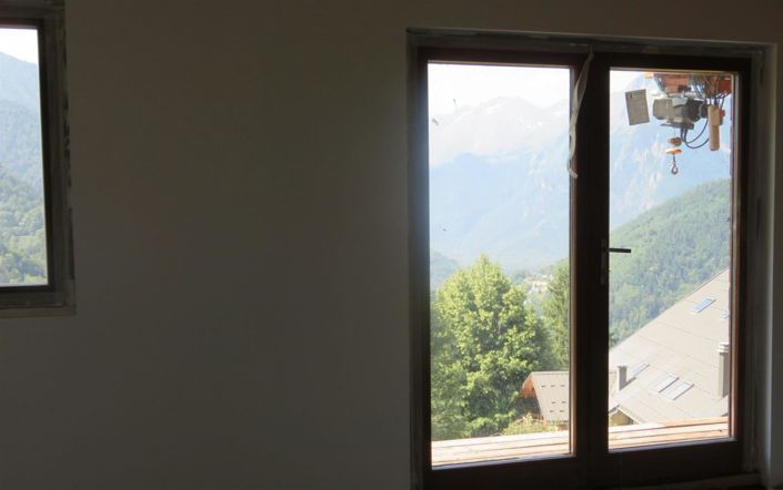 Image No.4-5 Bed House for sale