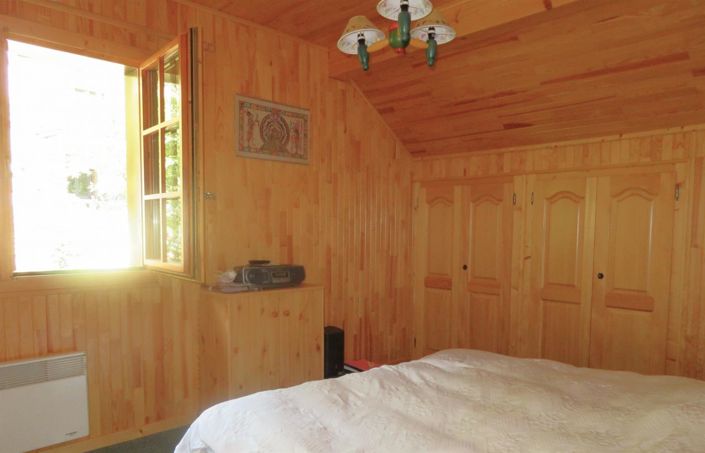 Image No.12-3 Bed House for sale