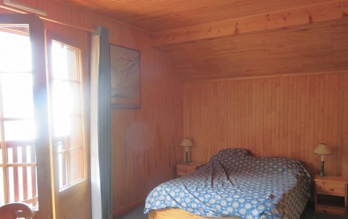 Image No.15-3 Bed House for sale