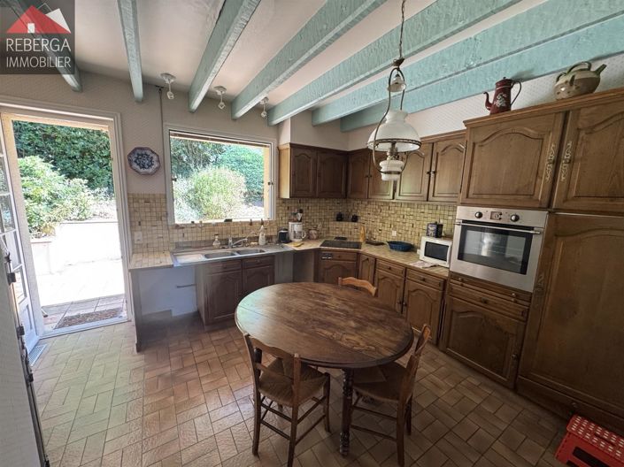 Image No.10-3 Bed House for sale