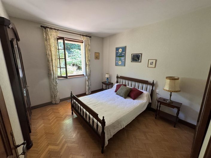 Image No.19-3 Bed House for sale