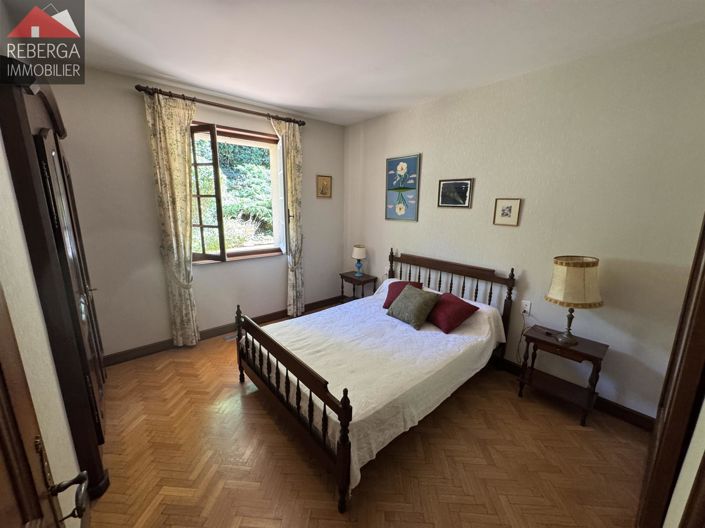 Image No.19-3 Bed House for sale