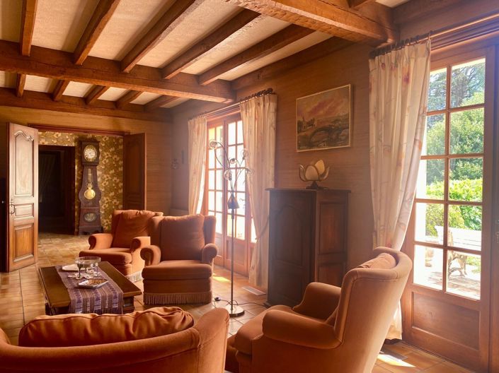 Image No.8-3 Bed House for sale