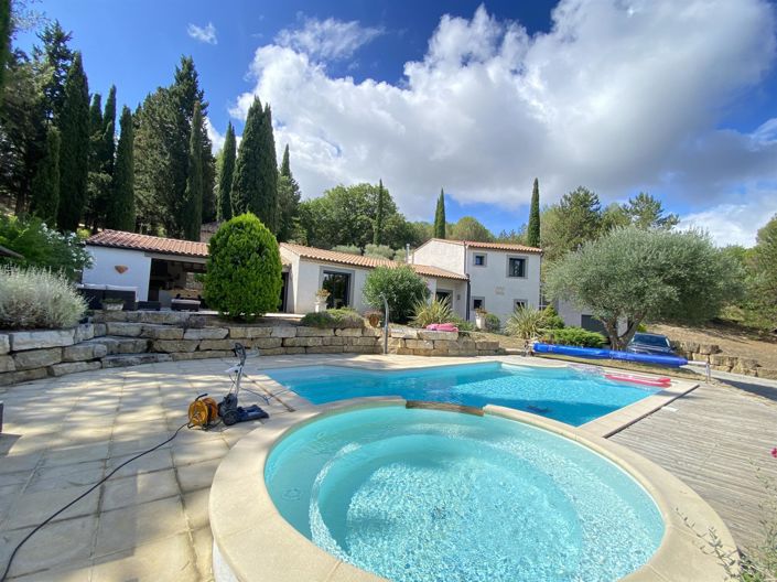 Image No.1-4 Bed House for sale