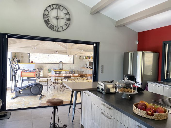 Image No.30-4 Bed House for sale