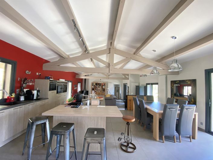 Image No.5-4 Bed House for sale