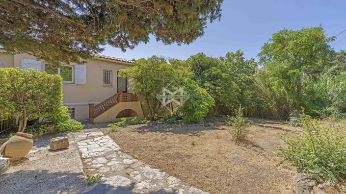 Image No.13-7 Bed House for sale