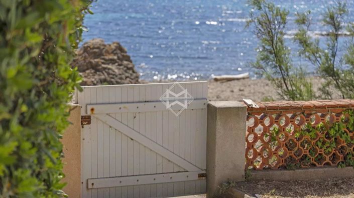 Image No.4-7 Bed House for sale