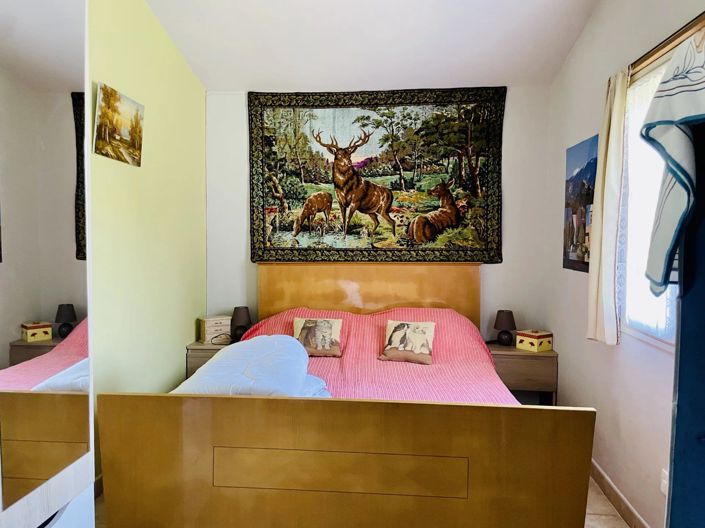 Image No.12-3 Bed House for sale