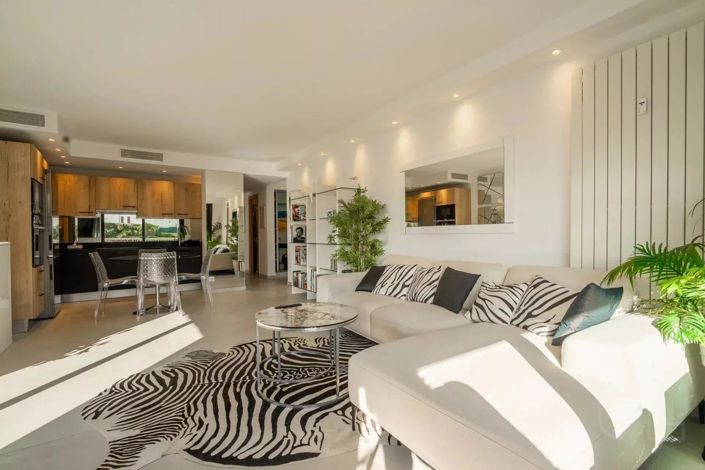 Image No.3-Propriété de 2 chambres à vendre à Cannes