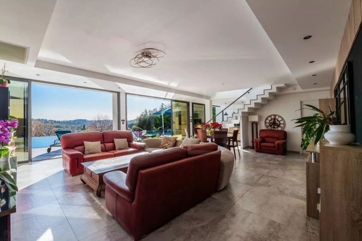 Image No.9-4 Bed House for sale