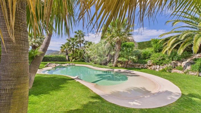 Image No.7-5 Bed House for sale