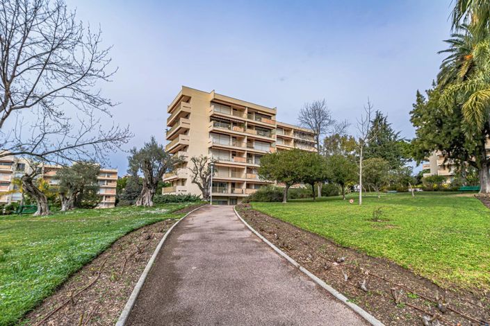 Image No.21-Appartement de 2 chambres à vendre à Juan-les-Pins