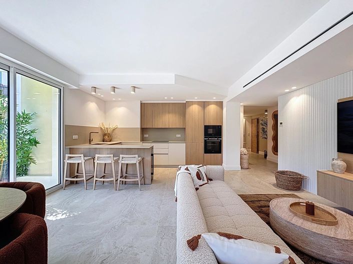 Image No.6-Appartement de 2 chambres à vendre à Cannes