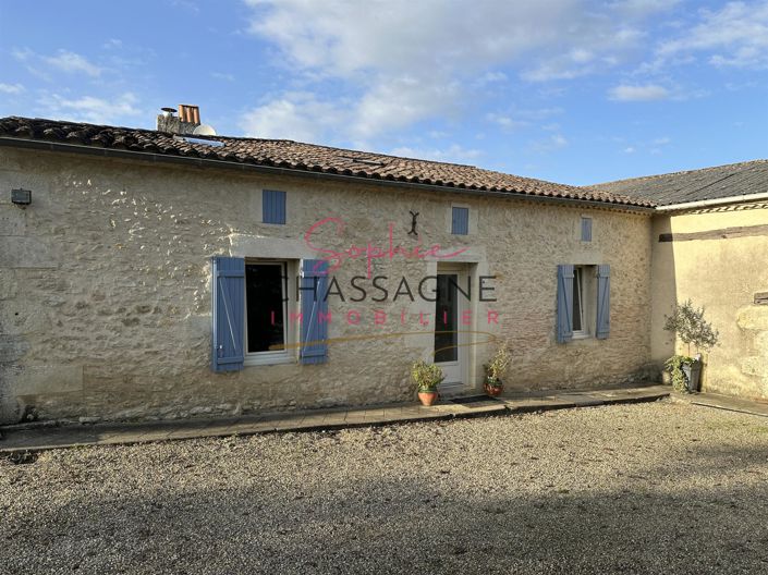 Image No.10-3 Bed House for sale