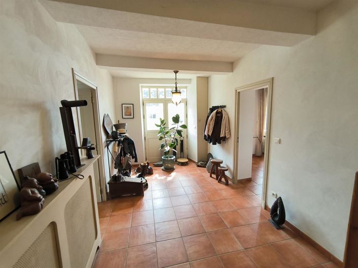 Image No.10-5 Bed House for sale