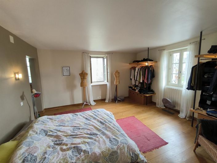 Image No.12-5 Bed House for sale