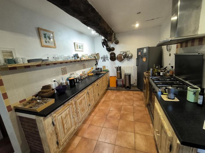 Image No.9-5 Bed House for sale